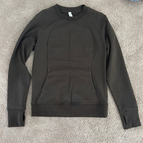 lululemon athletica Tops - Lululemon sweatshirt *NEW*